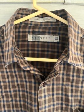 RETREAT Button up long sleeve shirt. 
14 1/2 SMALL. 100% Cotton